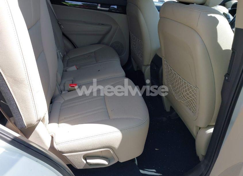 Photo 8 of 2015 Kia Sorento LX (VIN 5XYKT3A67FG657336)