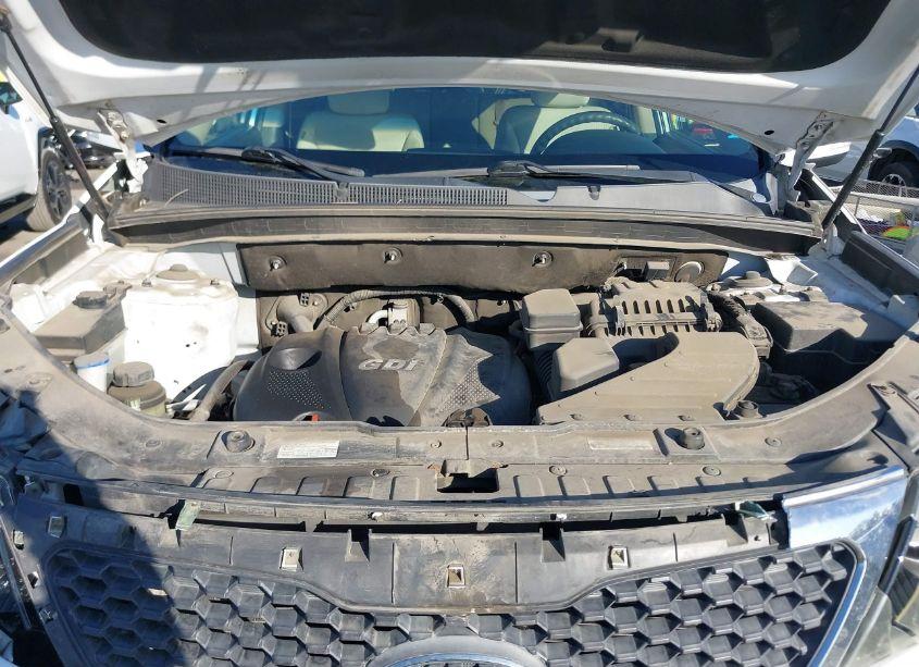 Photo 10 of 2012 Kia Sorento LX (VIN 5XYKT3A68CG307788)