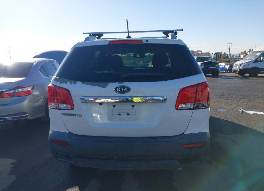 Photo 16 of 2012 Kia Sorento LX (VIN 5XYKT3A68CG307788)