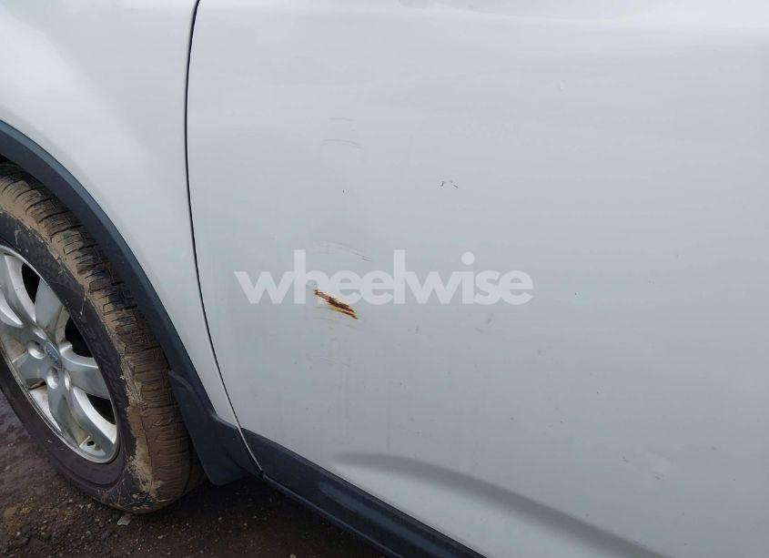 Photo 6 of 2013 Kia Sorento LX (VIN 5XYKT3A68DG416897)