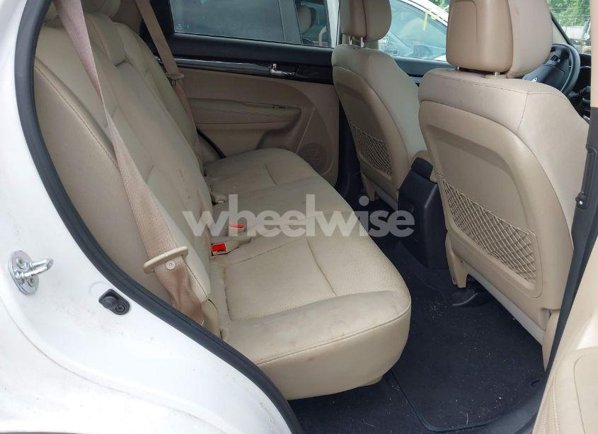 Photo 8 of 2013 Kia Sorento LX (VIN 5XYKT3A68DG416897)