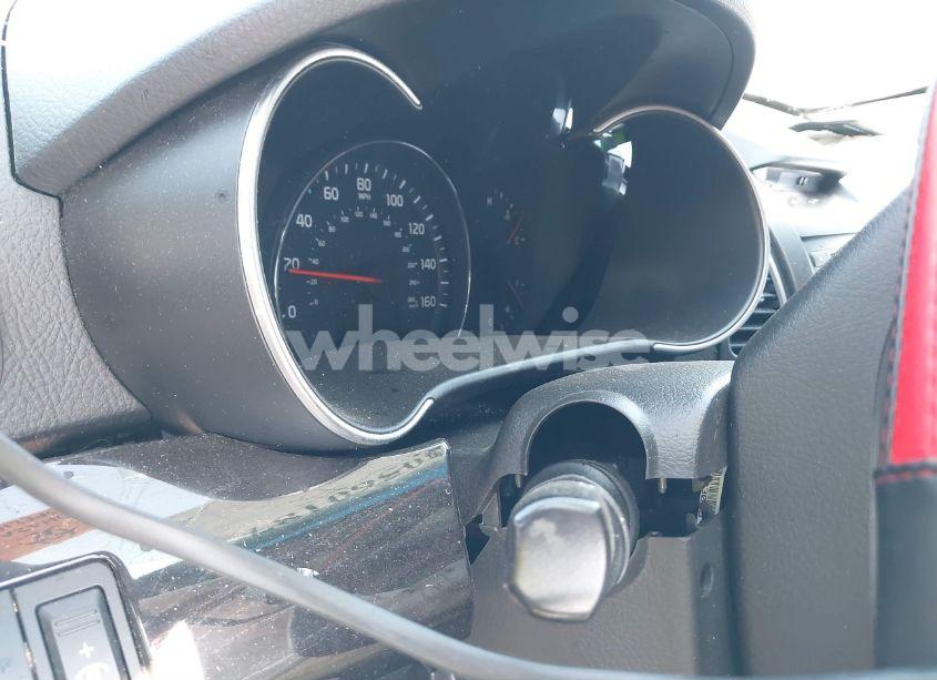 Photo 14 of 2014 Kia Sorento LX (VIN 5XYKT3A68EG442868)