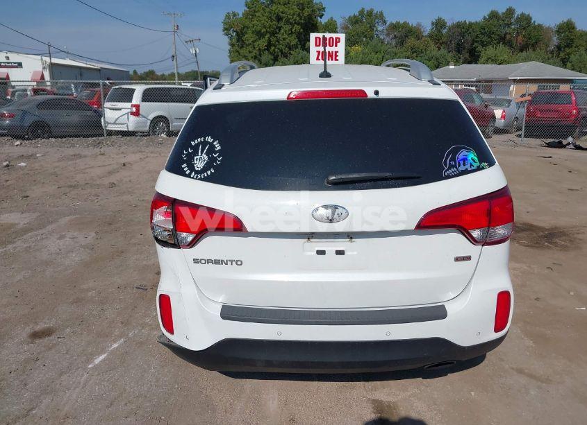 Photo 15 of 2014 Kia Sorento LX (VIN 5XYKT3A68EG442868)