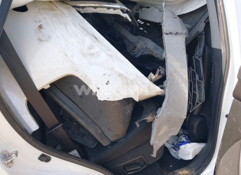 Photo 8 of 2014 Kia Sorento LX (VIN 5XYKT3A68EG442868)