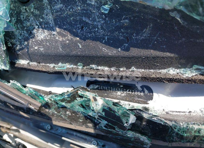 Photo 9 of 2014 Kia Sorento LX (VIN 5XYKT3A68EG442868)