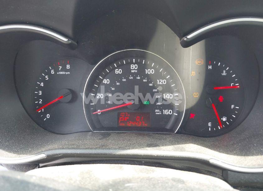 Photo 7 of 2014 Kia Sorento LX (VIN 5XYKT3A68EG506035)