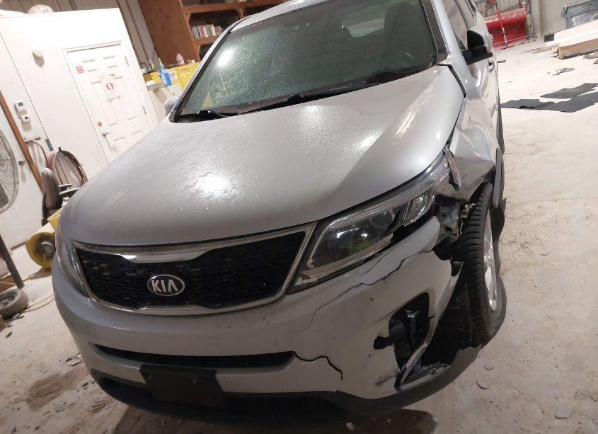 Photo 12 of 2014 Kia Sorento LX (VIN 5XYKT3A68EG508545)