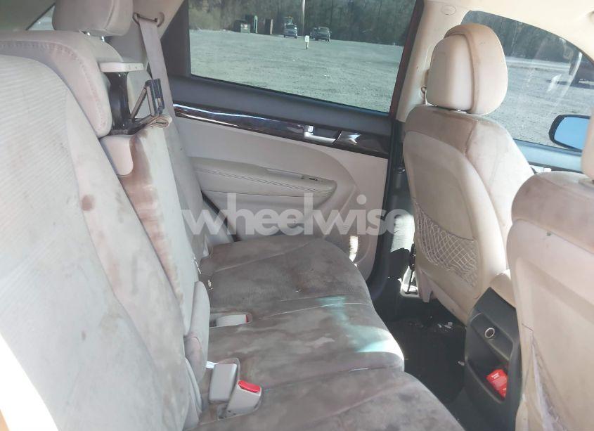 Photo 8 of 2014 Kia Sorento LX (VIN 5XYKT3A68EG511915)