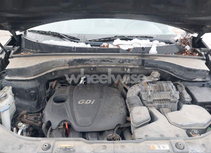 Photo 10 of 2014 Kia Sorento LX (VIN 5XYKT3A68EG521280)