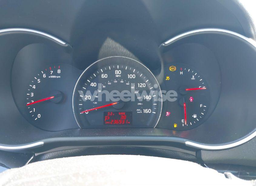 Photo 7 of 2014 Kia Sorento LX (VIN 5XYKT3A68EG521957)