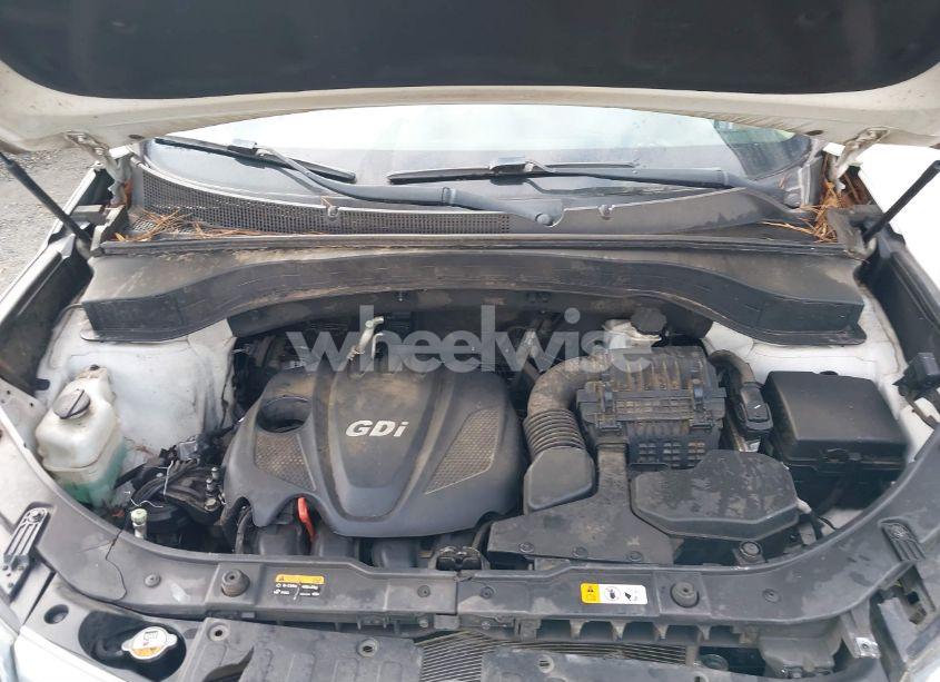 Photo 10 of 2014 Kia Sorento LX (VIN 5XYKT3A68EG536152)