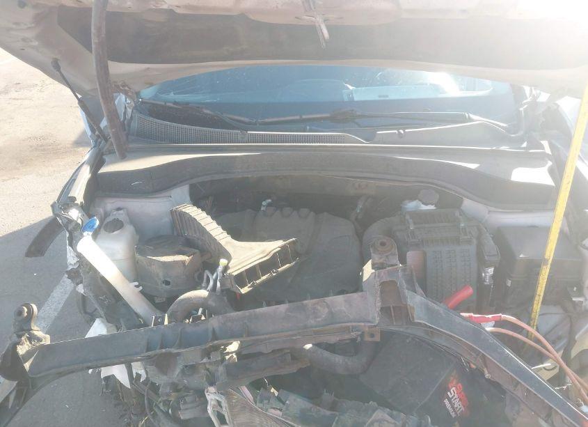 Photo 10 of 2014 Kia Sorento LX (VIN 5XYKT3A68EG539018)