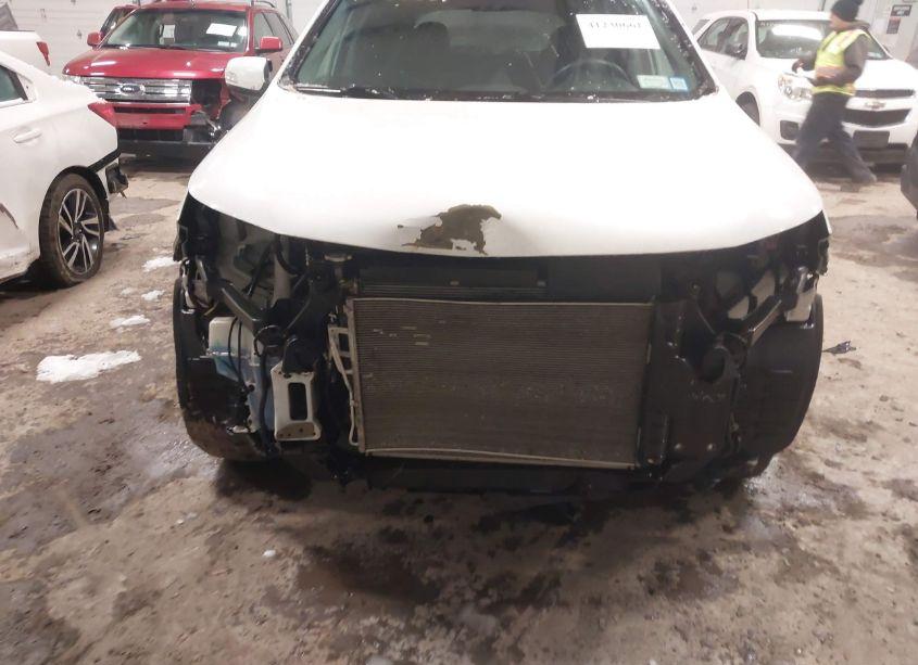 Photo 6 of 2014 Kia Sorento LX (VIN 5XYKT3A68EG542825)