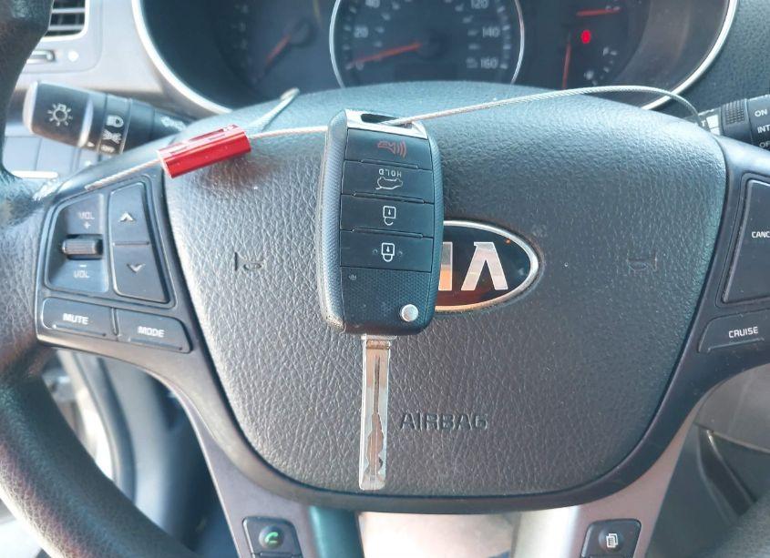 Photo 11 of 2014 Kia Sorento LX (VIN 5XYKT3A68EG543263)