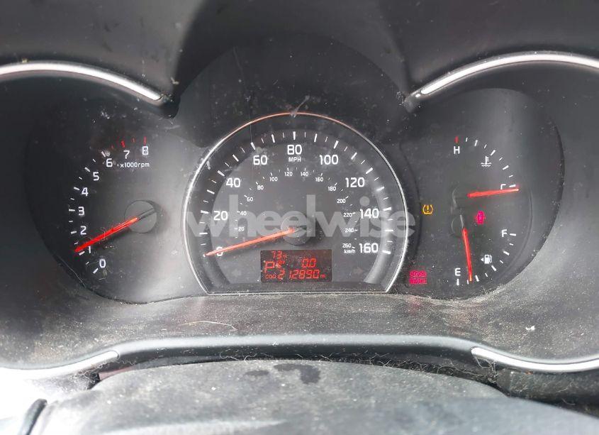 Photo 7 of 2015 Kia Sorento LX (VIN 5XYKT3A68FG568276)