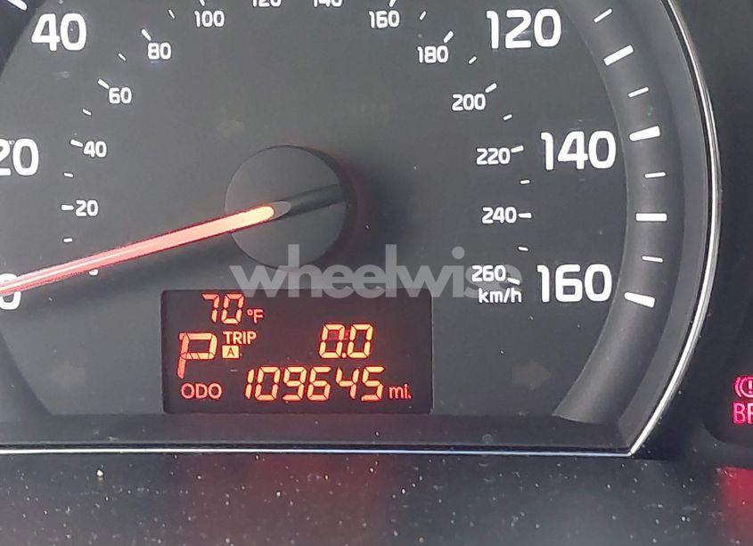 Photo 15 of 2015 Kia Sorento LX (VIN 5XYKT3A68FG599401)