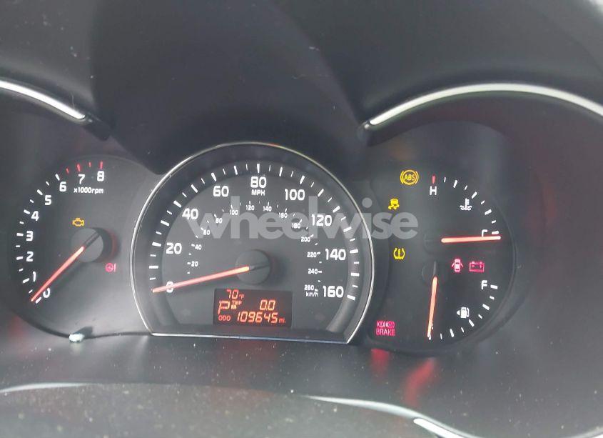 Photo 7 of 2015 Kia Sorento LX (VIN 5XYKT3A68FG599401)