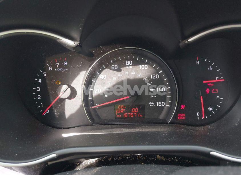 Photo 7 of 2015 Kia Sorento LX (VIN 5XYKT3A68FG601289)