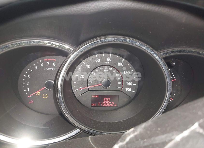 Photo 7 of 2012 Kia Sorento LX (VIN 5XYKT3A69CG205769)