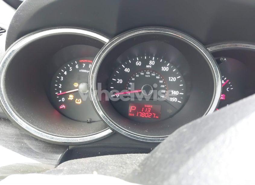 Photo 7 of 2013 Kia Sorento LX (VIN 5XYKT3A69DG354992)