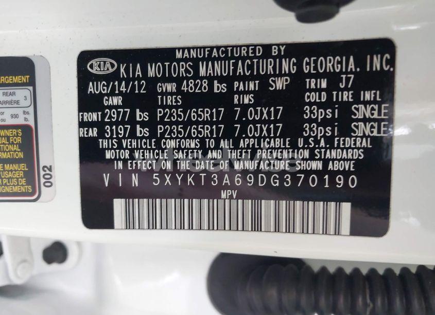 Photo 9 of 2013 Kia Sorento LX (VIN 5XYKT3A69DG370190)