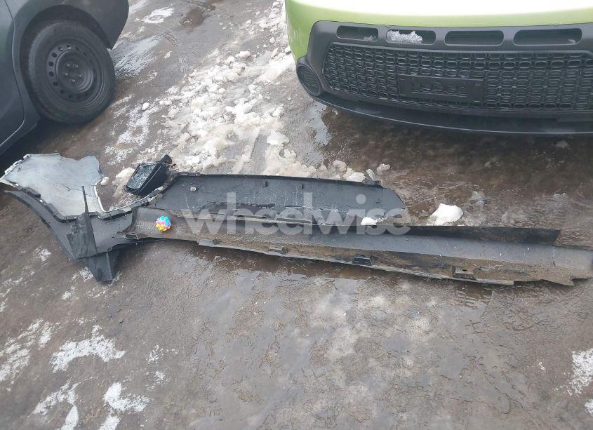 Photo 12 of 2013 Kia Sorento LX (VIN 5XYKT3A69DG386390)