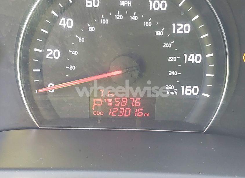 Photo 15 of 2014 Kia Sorento LX (VIN 5XYKT3A69EG435962)