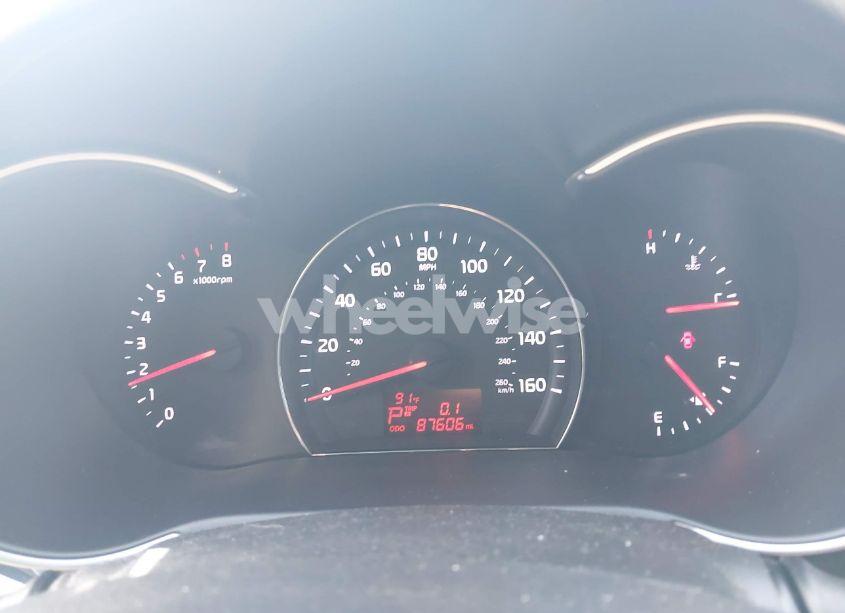 Photo 7 of 2014 Kia Sorento LX (VIN 5XYKT3A69EG460845)