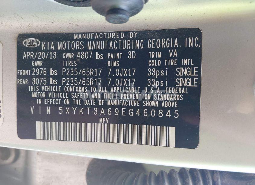 Photo 9 of 2014 Kia Sorento LX (VIN 5XYKT3A69EG460845)