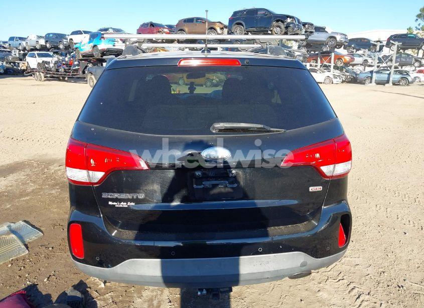 Photo 16 of 2014 Kia Sorento LX (VIN 5XYKT3A69EG475944)