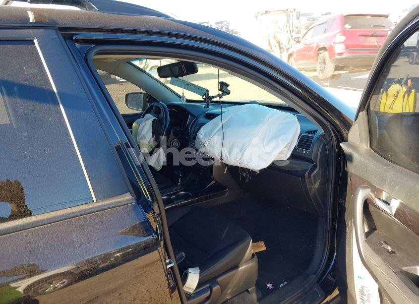 Photo 5 of 2014 Kia Sorento LX (VIN 5XYKT3A69EG475944)