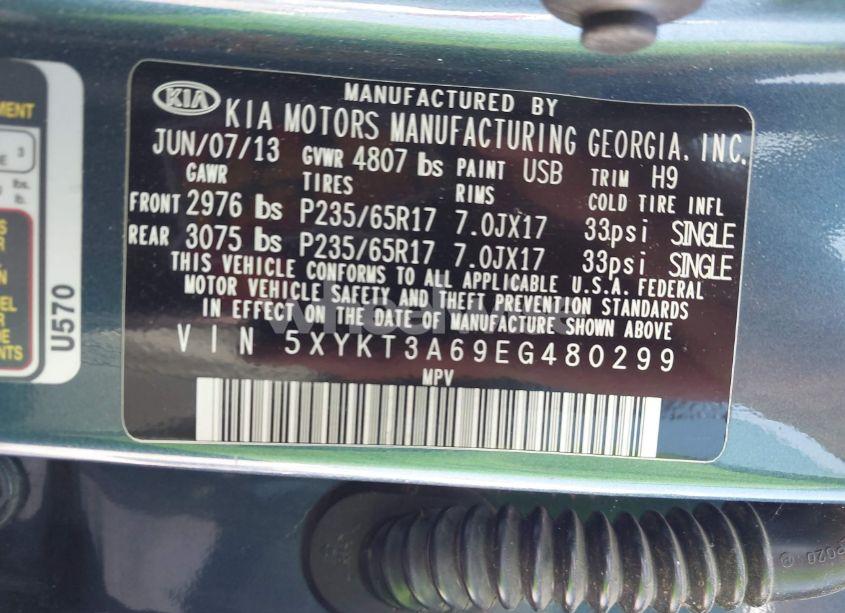 Photo 9 of 2014 Kia Sorento LX (VIN 5XYKT3A69EG480299)