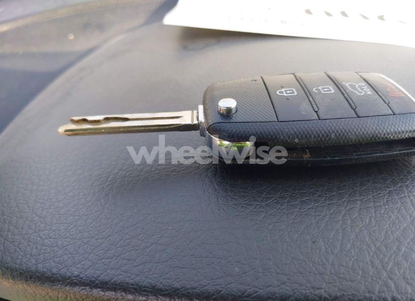 Photo 11 of 2014 Kia Sorento LX (VIN 5XYKT3A69EG499967)