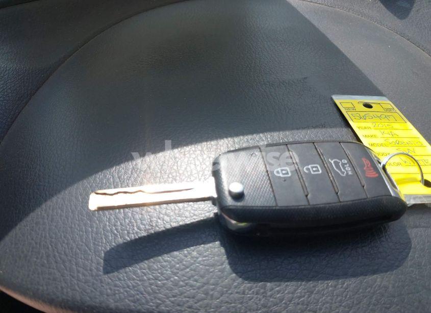 Photo 11 of 2015 Kia Sorento LX (VIN 5XYKT3A69FG565497)