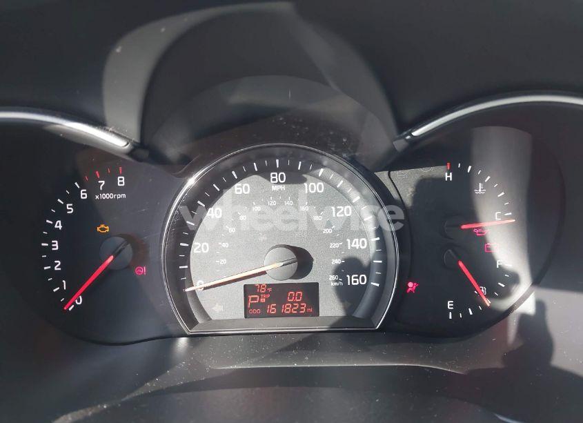 Photo 7 of 2015 Kia Sorento LX (VIN 5XYKT3A69FG575172)