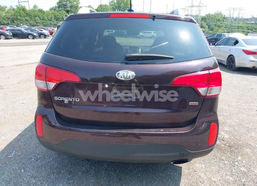 Photo 17 of 2015 Kia Sorento LX (VIN 5XYKT3A69FG593428)