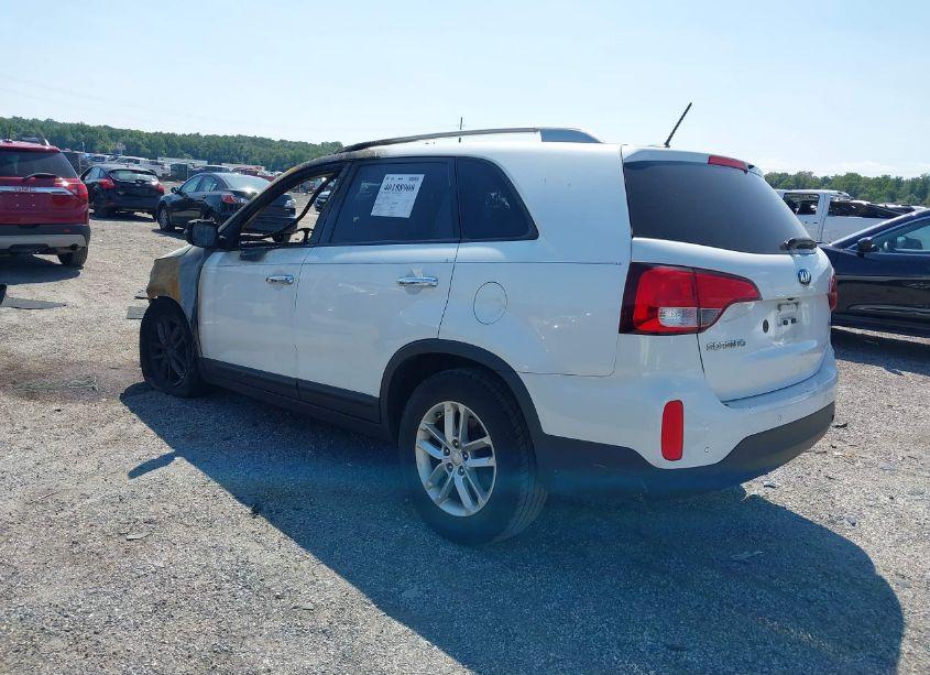 Photo 3 of 2015 Kia Sorento LX (VIN 5XYKT3A69FG661906)