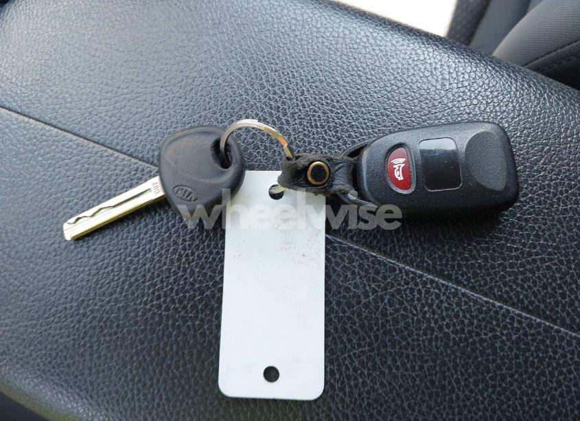 Photo 11 of 2012 Kia Sorento LX (VIN 5XYKT3A6XCG199254)