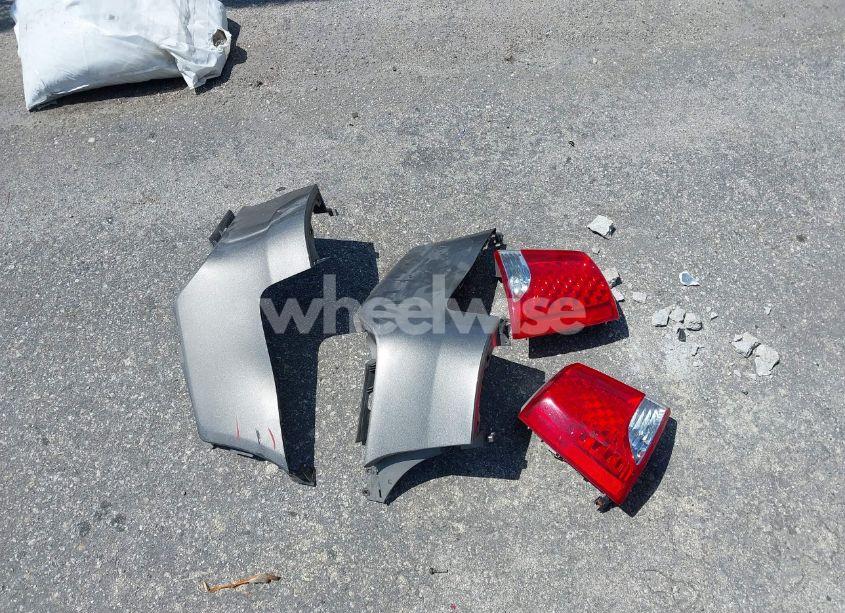 Photo 12 of 2012 Kia Sorento LX (VIN 5XYKT3A6XCG199254)