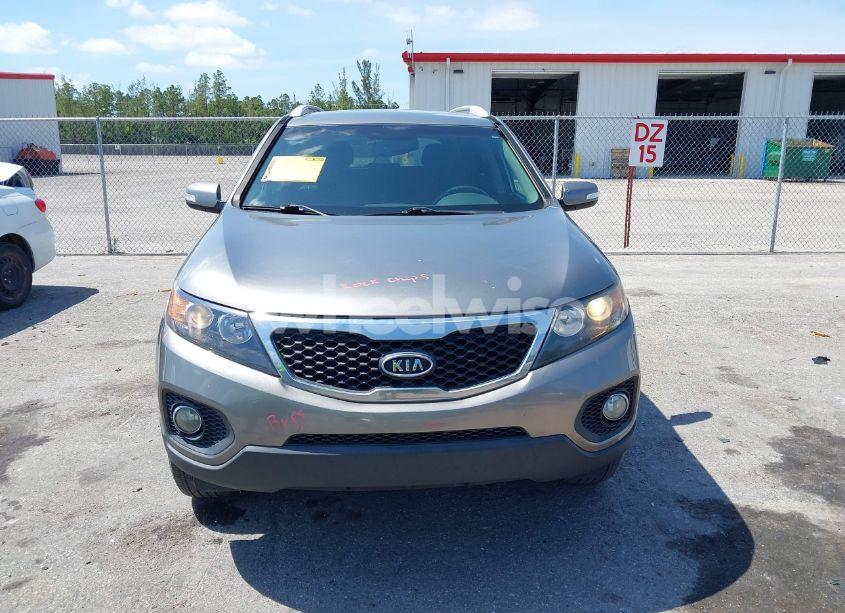 Photo 13 of 2012 Kia Sorento LX (VIN 5XYKT3A6XCG199254)
