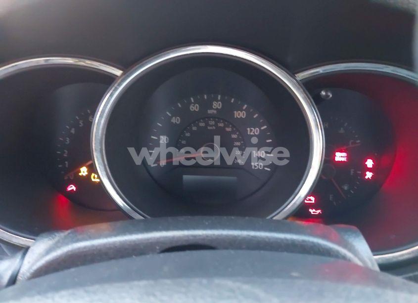 Photo 7 of 2012 Kia Sorento LX (VIN 5XYKT3A6XCG223195)