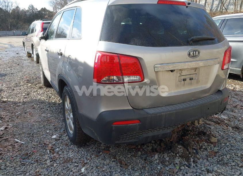 Photo 17 of 2012 Kia Sorento LX (VIN 5XYKT3A6XCG304309)