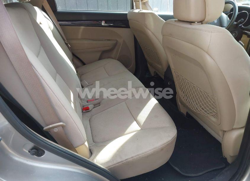 Photo 8 of 2012 Kia Sorento LX (VIN 5XYKT3A6XCG304309)