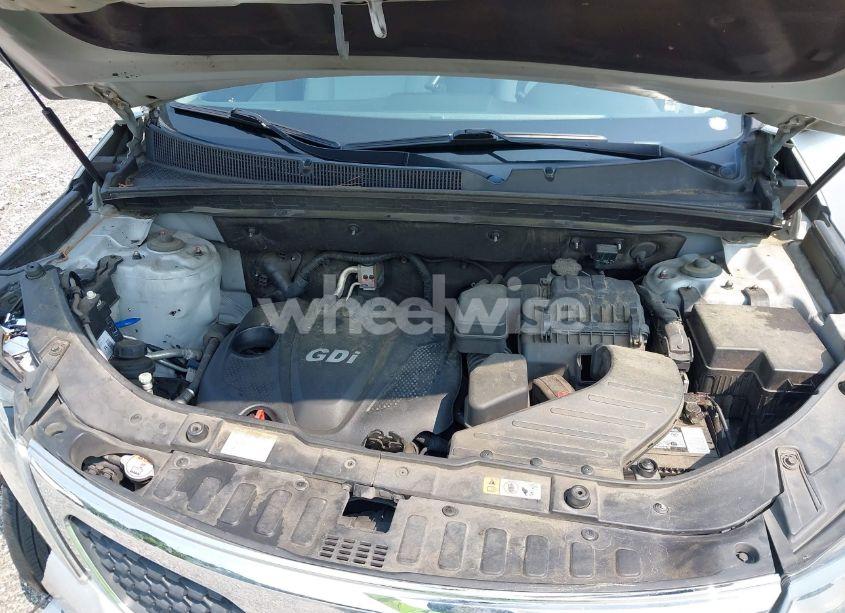 Photo 10 of 2013 Kia Sorento LX (VIN 5XYKT3A6XDG361675)