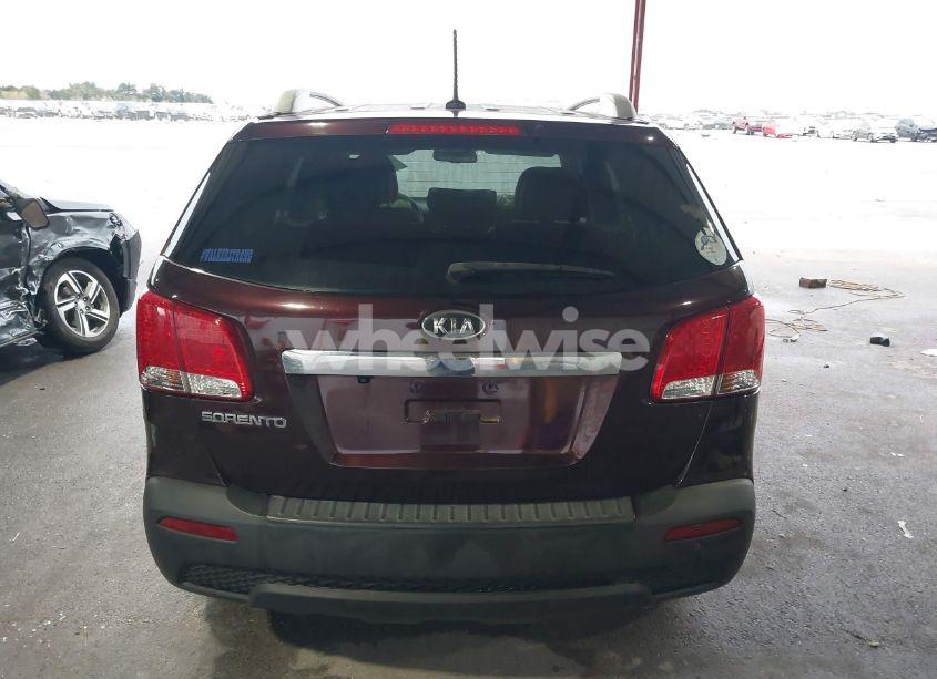 Photo 16 of 2013 Kia Sorento LX (VIN 5XYKT3A6XDG384793)