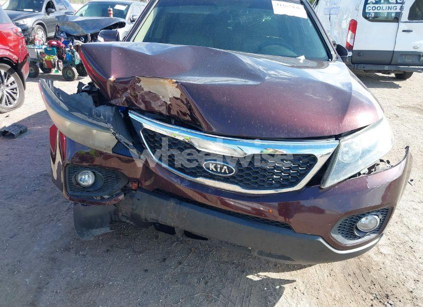 Photo 6 of 2013 Kia Sorento LX (VIN 5XYKT3A6XDG387175)