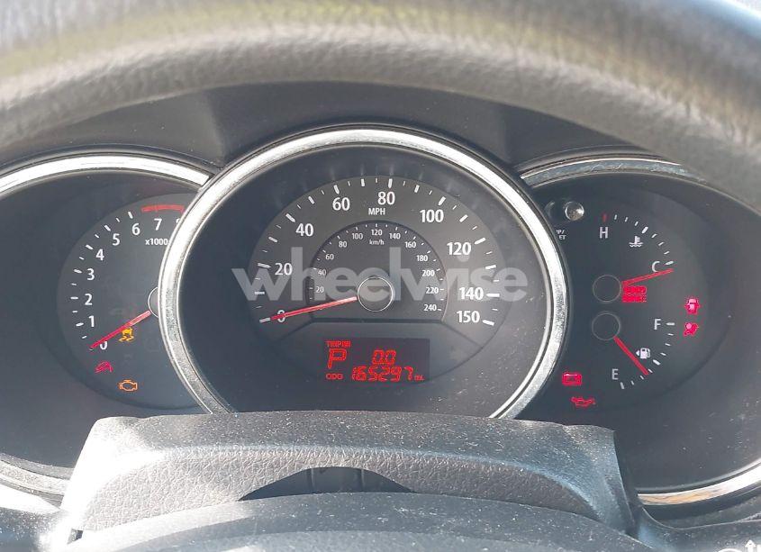 Photo 7 of 2013 Kia Sorento LX (VIN 5XYKT3A6XDG387175)