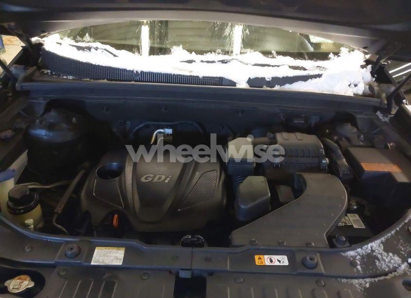 Photo 10 of 2013 Kia Sorento LX (VIN 5XYKT3A6XDG405772)