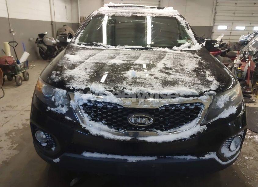 Photo 6 of 2013 Kia Sorento LX (VIN 5XYKT3A6XDG405772)