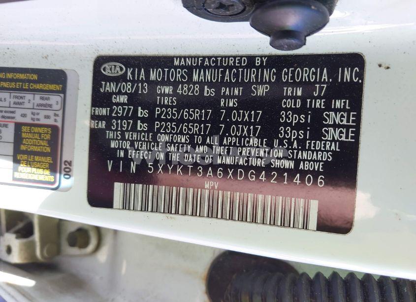 Photo 9 of 2013 Kia Sorento LX (VIN 5XYKT3A6XDG421406)